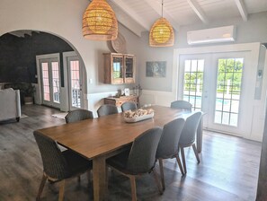 お食事