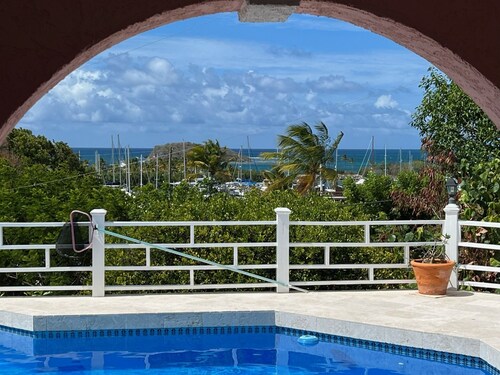 Gated Neighborhood with Sandy Beach