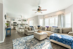 Smart TV, fireplace, table football, ping pong