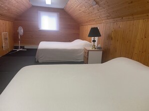 1 chambre, bureau, Wi-Fi gratuit, draps fournis