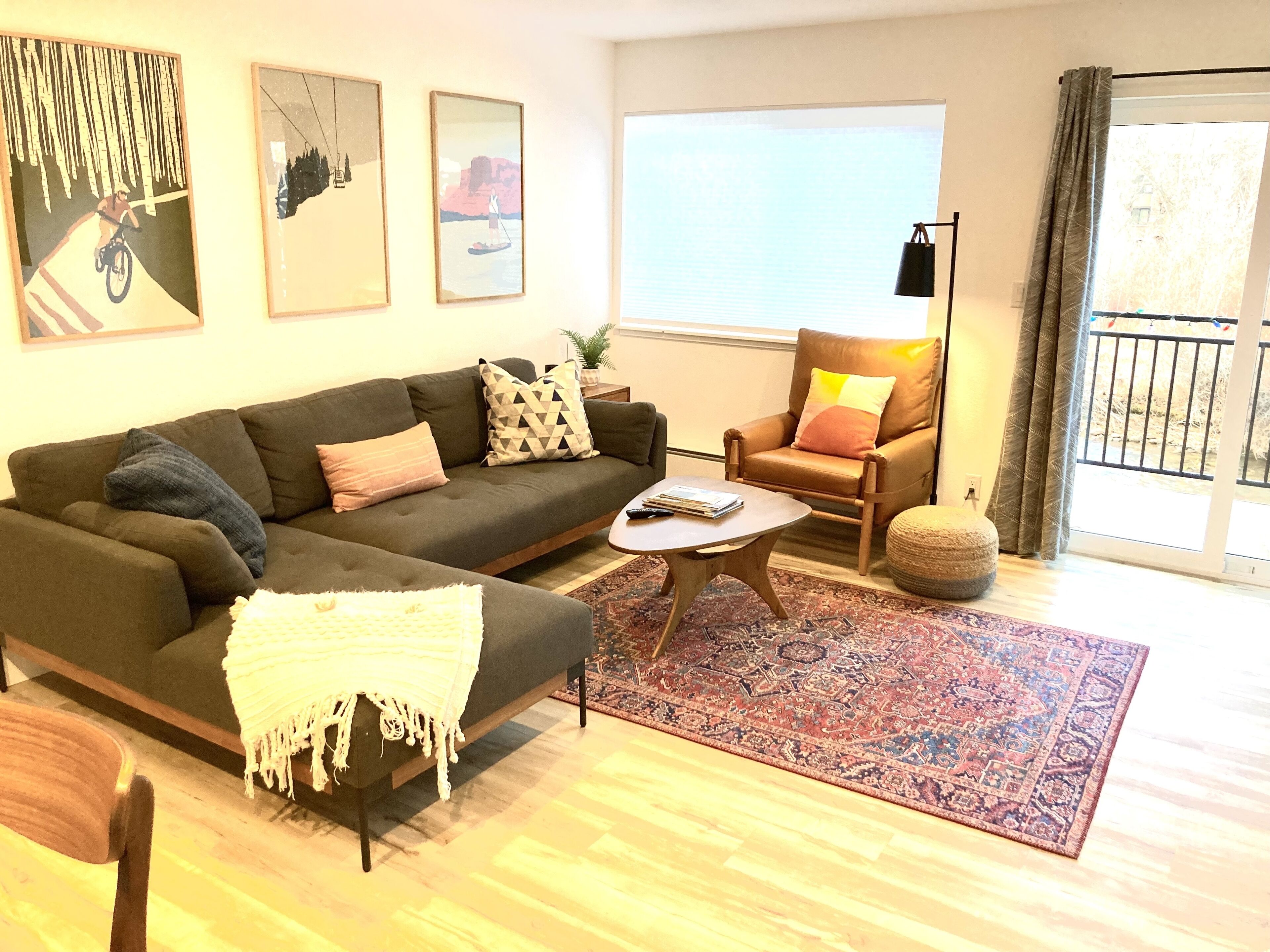 Light, Bright, Riverfront Condo in Downtown Basalt