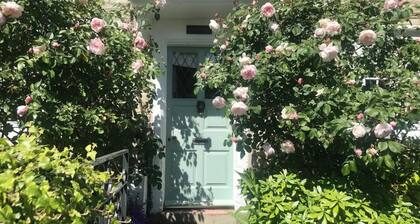 Quintessential Cottage near Bath, from 1650’s