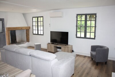 Gite in the woods with shared heated pool