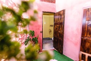 Combined shower/tub, hair dryer, towels, soap