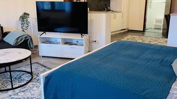 1 bedroom, travel crib, free WiFi, bed sheets