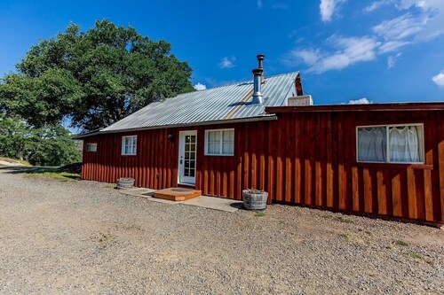 Beautiful cabin with plenty of acreage to hike.