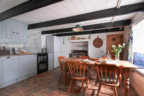 Fridge, microwave, dishwasher, toaster