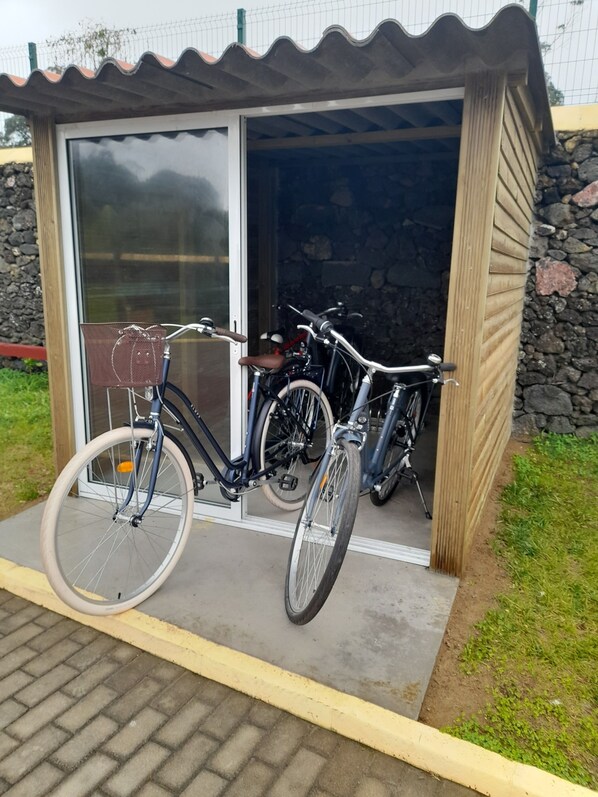 Exterior - Parrots Village (Ribeira Grande)