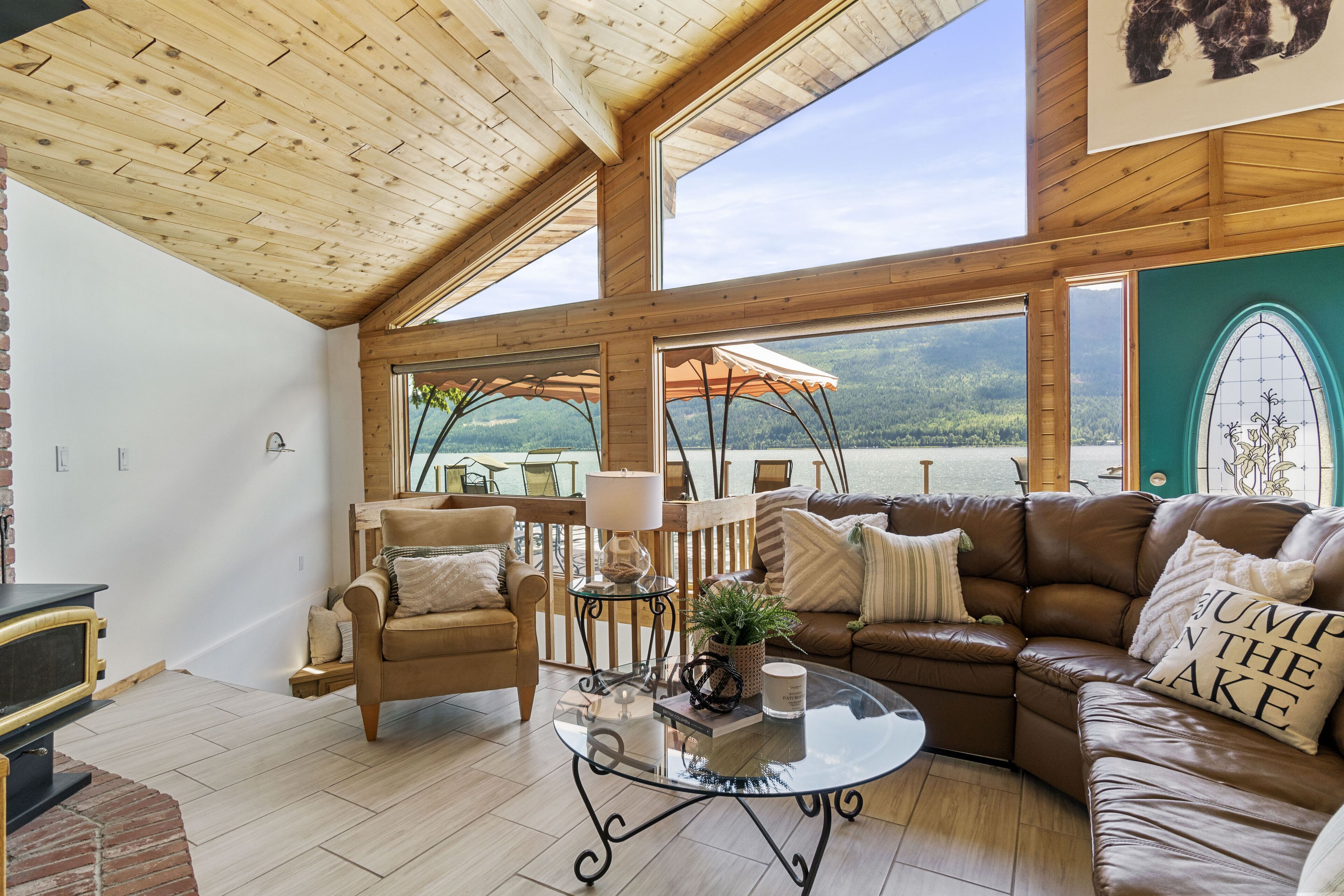 Top 10 Lake Cabin Rentals Near Tappen, Canada Updated 2024 Trip101