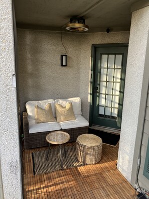 Property grounds - Private Villa on Nature Preserve- 5 min from Historical Beach! (Hilton Head Island)