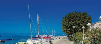 Amazing apartment in Malinska with WiFi