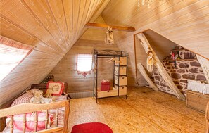2 bedrooms, free WiFi