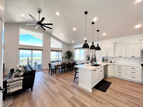 Interior - The Lake House at Bear Lake-What a View with a ton of parking and Tesla charger! (Garden City)