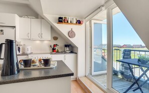 Fridge, stovetop, coffee/tea maker - Stunning apartment in Lemvig with WiFi (Lemvig)