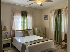 1 bedroom, WiFi, bed sheets