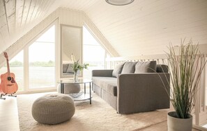 Smart-TV, Kamin, Stereoanlage