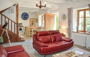 Televisión, chimenea y tenis de mesa 