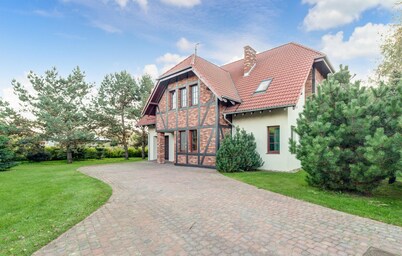 Pet friendly home in Wygon with kitchen