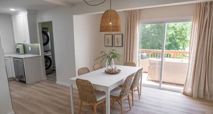 Luxury Waterfront Retreat near New Paltz & the Gunks: Hike, Bike, or Relax!
