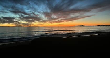 Private In Law Unit In Beachfront Neighborhood Steps To Sand Walk To Restaurants