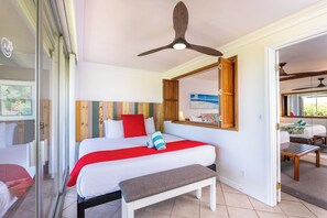 3 Schlafzimmer, Schreibtisch, Bügeleisen/Bügelbrett, Reisekinderbett