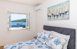 3 chambres, fer et planche à repasser, lit parapluie, Wi-Fi gratuit