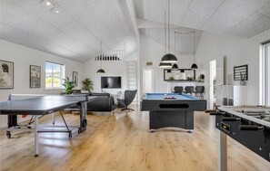 Game room - 9 bedroom beautiful home in Sydals (Sydals)