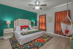 4 habitaciones, escritorio, tabla de planchar con plancha y wifi gratis 