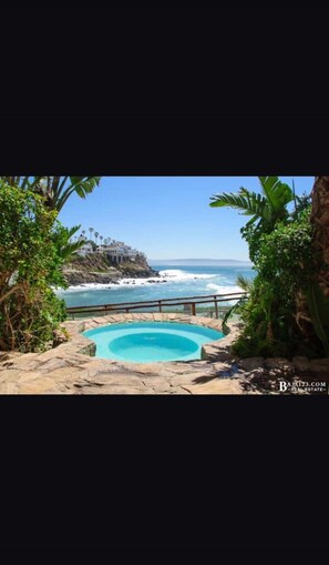 Outdoor pool, a heated pool - Las Olas grand Oceanfront Luxury Condominium (Calafia   Rosarito Baja California)