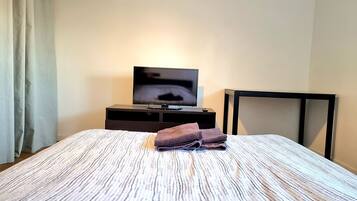 3 chambres, bureau, fer et planche Ă repasser, Wi-Fi gratuit