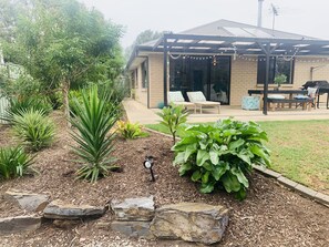 Terrace/patio - Large house set amongst the vineyards (McLaren Flat)
