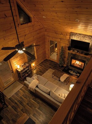 Televisio, takka, DVD-soitin