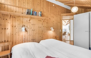 2 bedrooms, free WiFi - 2 bedroom pet friendly home in Græsted (Græsted)