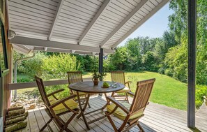 Outdoor dining - 2 bedroom pet friendly home in Græsted (Græsted)