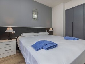 1 bedroom, travel crib, free WiFi