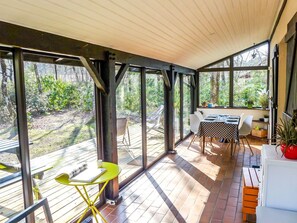Dining - Beautiful private villa for 5 guests with pool, WIFI, TV, terrace and pets allowed (Talaris)