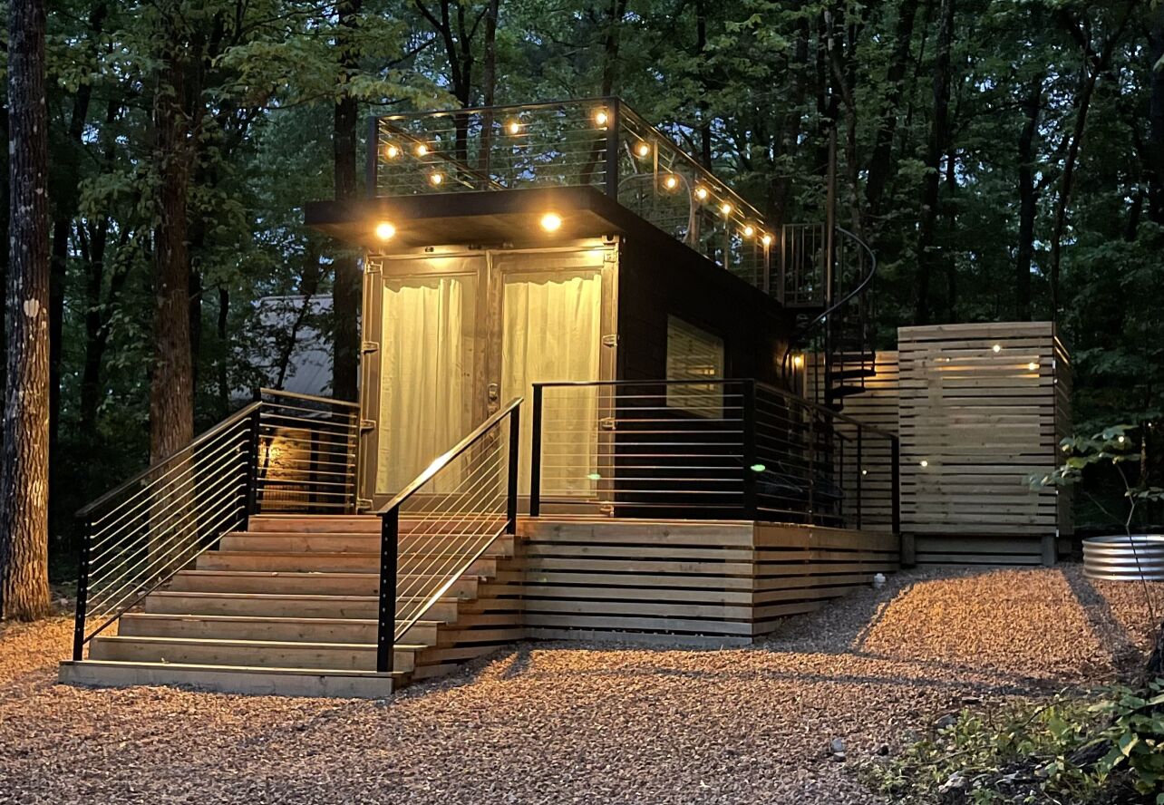 "Shake n Bake" Honeymoon Cabin