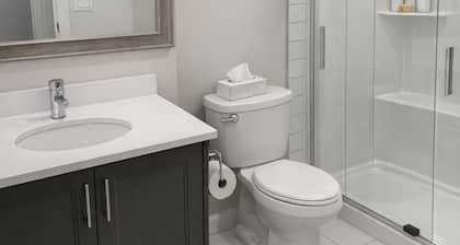 Comfortable and beautiful brand new suite in SW