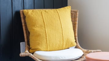 1 habitación, escritorio, tabla de planchar con plancha y wifi gratis
