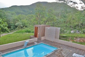 Piscine extérieure, piscine chauffée