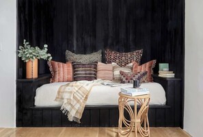 1 habitación, escritorio, tabla de planchar con plancha y wifi gratis 