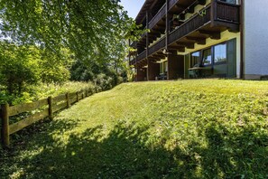 Exterior - Studio Bergblick with Mountain View, Balcony & Wi-Fi (Inzell)