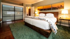 3 bedrooms, iron/ironing board, travel cot, free WiFi