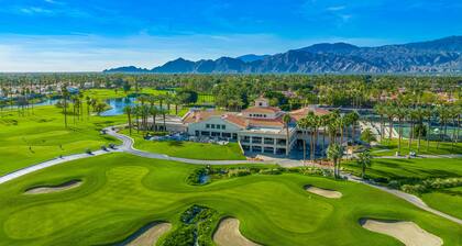 Bright ground-level condo on the golf course