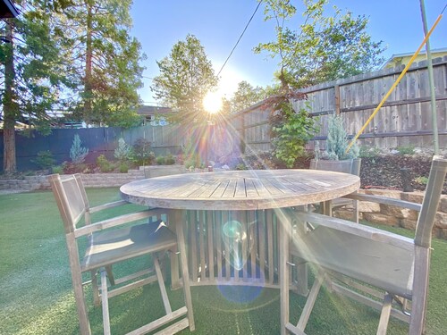 Bass Lake Escape-Near the Shore • Explore Yosemite • Close to the Pines Village 