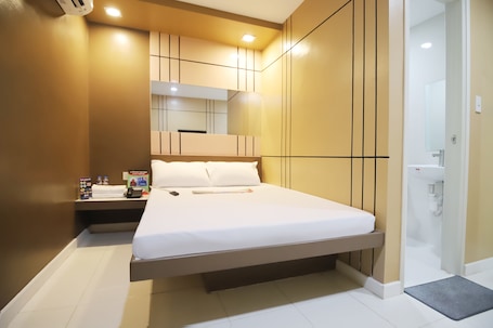 Deluxe Room | Bed sheets