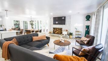 Smart TV, fireplace, video games, books