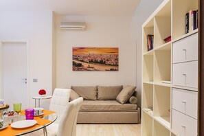 Living area - Studio Apartment in the heart of Verona (Verona)