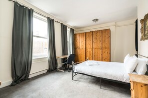 Bathroom - A Lovely, Bright and Airy, 3-bedroom Family Home (London)
