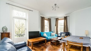 Living room - A Lovely, Bright and Airy, 3-bedroom Family Home (London)